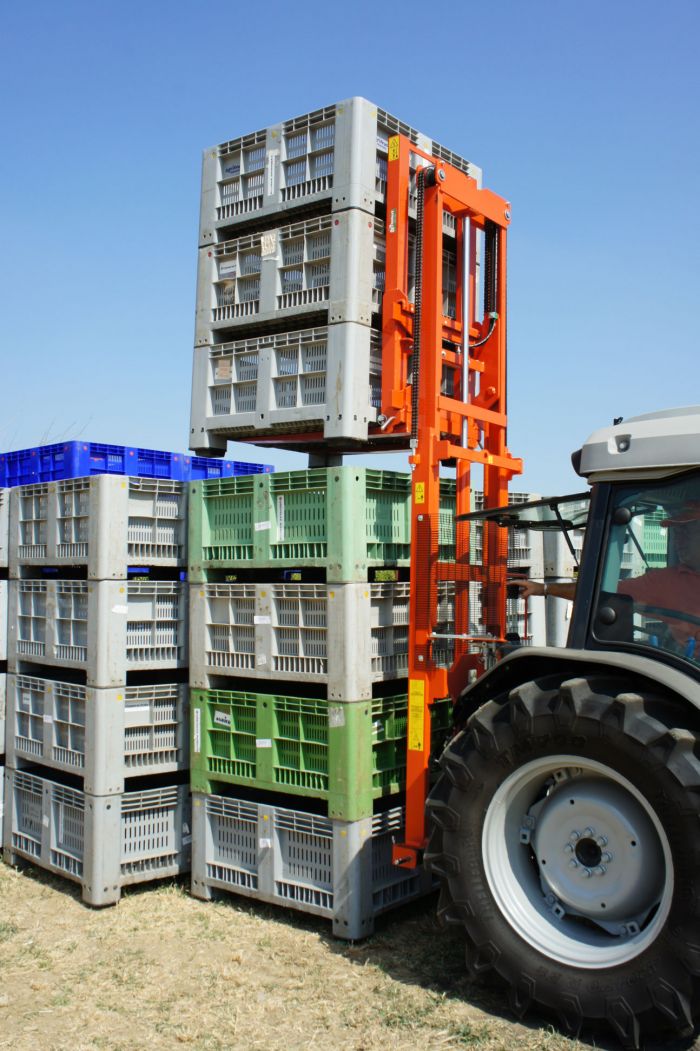 Rinieri BASE Forklift